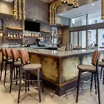 Cambria Hotel Philadelphia Downtown Center City 