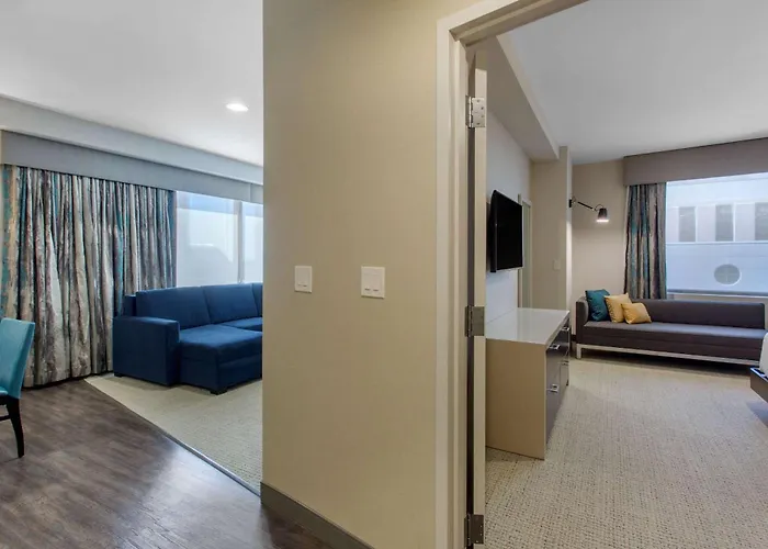 Cambria Hotel Philadelphia Downtown Center City