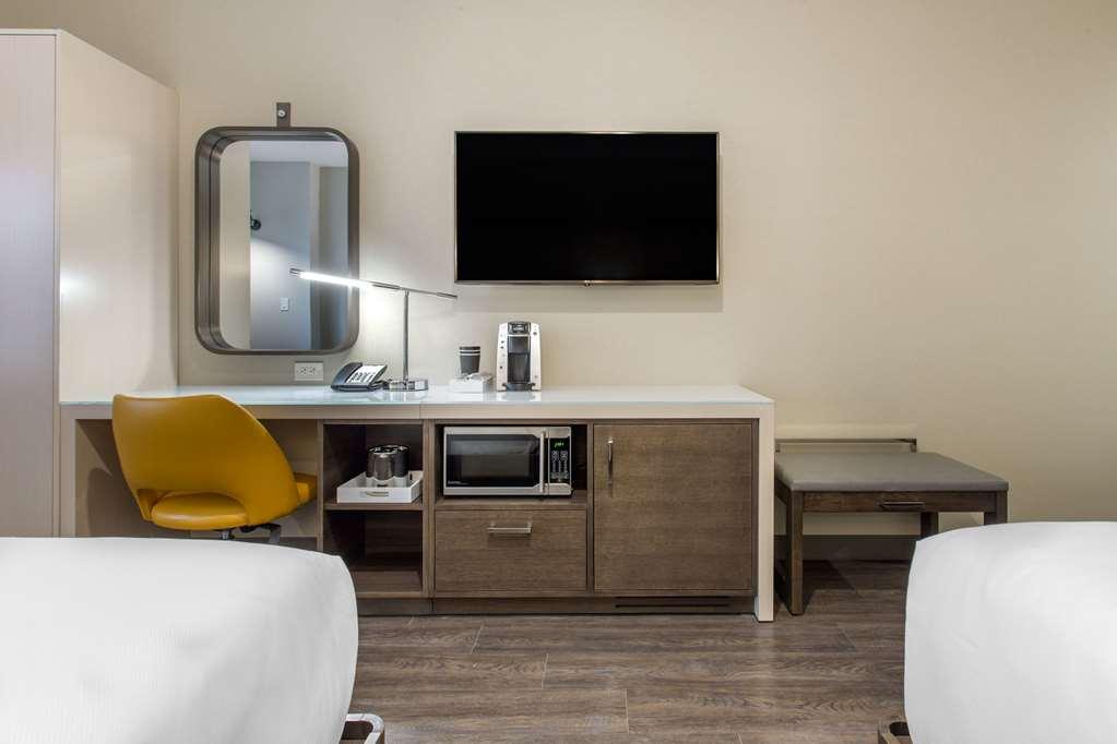 Hotel Cambria Downtown-center 4*
